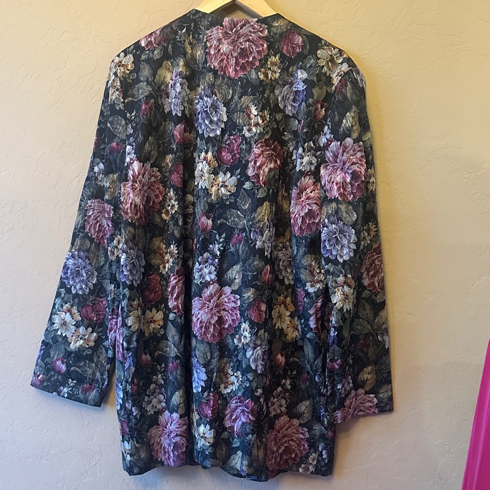 Floral Patterned Blazer - Picture 4 of 7